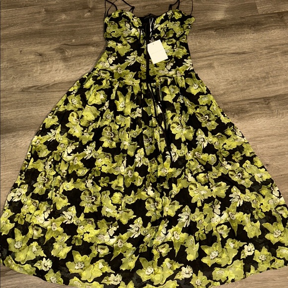 Endless Rose Cut-Out Midi Dress - Picture 7 of 14